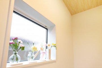 窓際にも幸せを