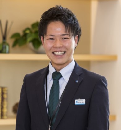 野阪 勇介