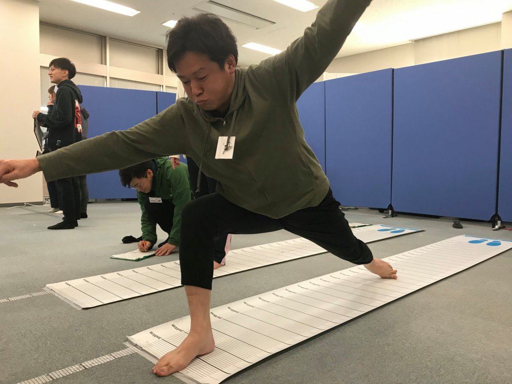 体力チェック 競争 柔軟性 運動