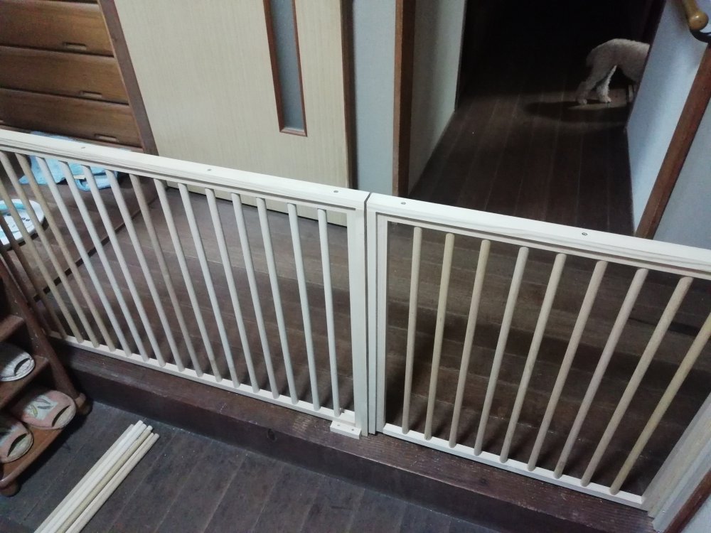 犬 プードル 犬用ゲート ウォールマリア 進撃 DIY 物作り