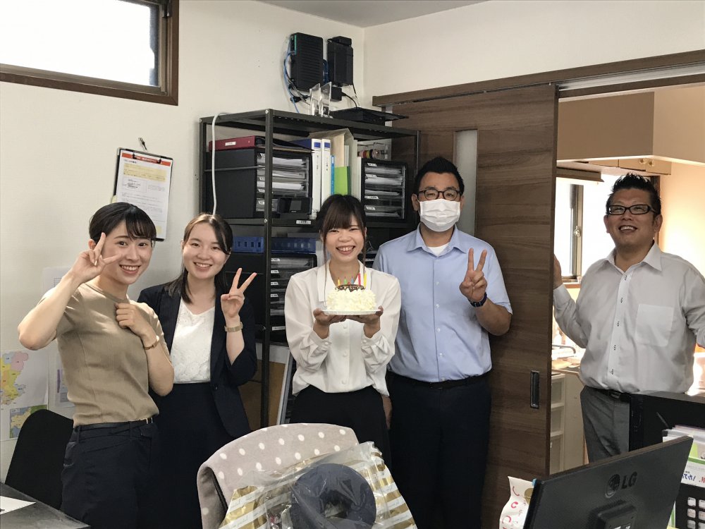誕生日 サプライズ ケーキ プレゼント クッション