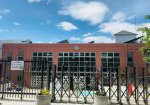 八木山小学校