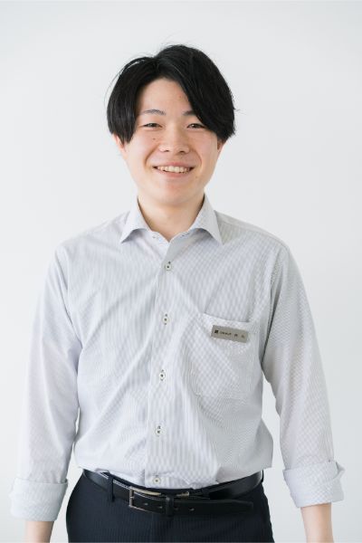 西山 史也