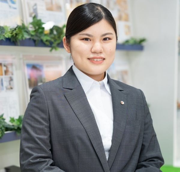 上田麻緒