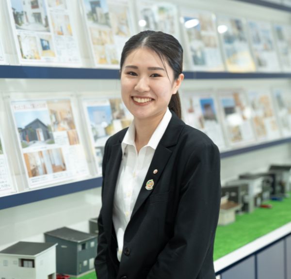 土山あゆみ