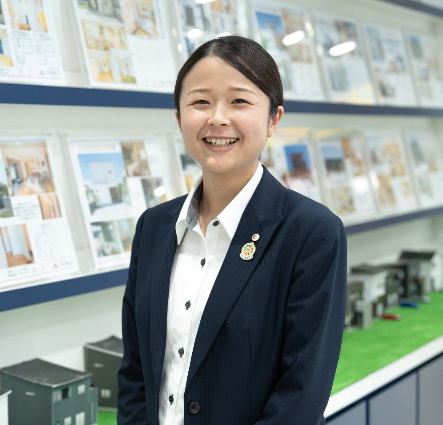 東山奈菜美