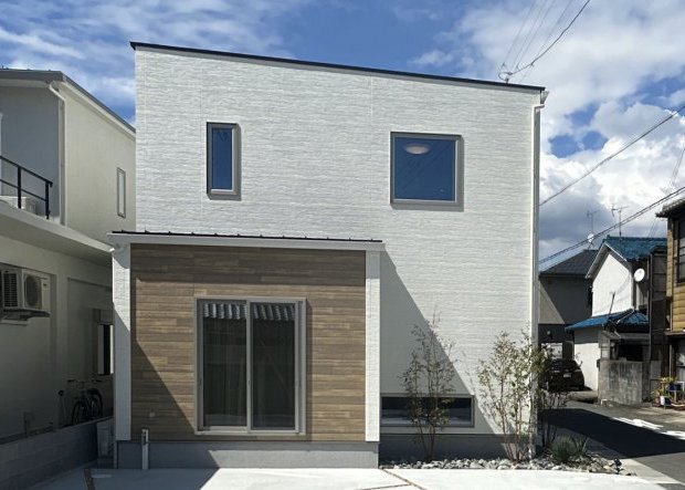 【2階建て】家事も暮らしもスムーズに。回遊動線が叶える快適な32坪の住まい