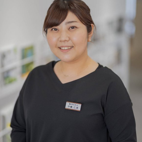 中嶋 仁美