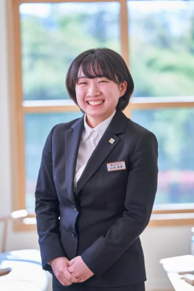 山本 梨愛