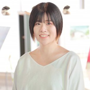 谷 ひとみ