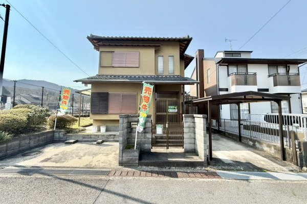 滋賀県蒲生郡竜王町山面