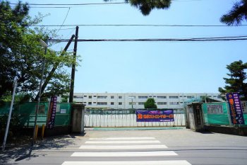 茅ヶ崎市立鶴嶺小学校