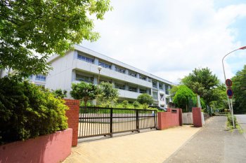 藤沢市立大庭中学校