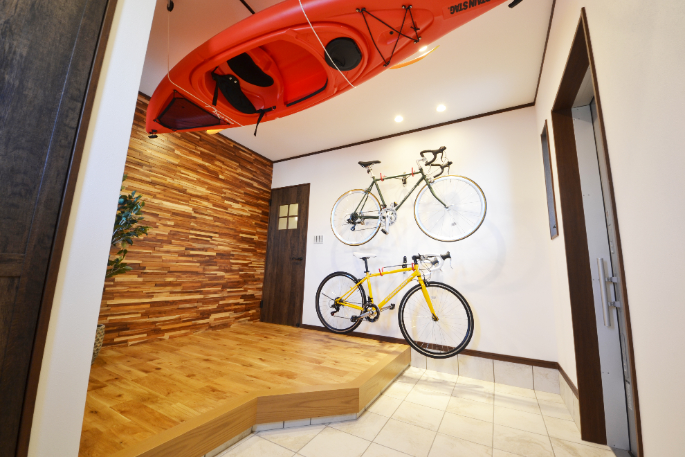 アウトドア趣味の方にピッタリの玄関ホール