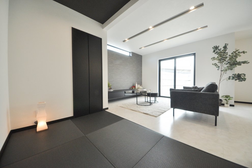 洗面もゆったり使えるスペースを確保しております。