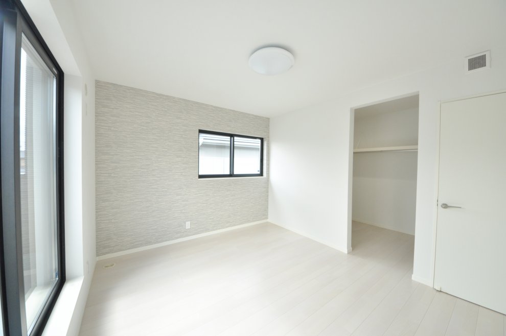 寝室も広々使えます。