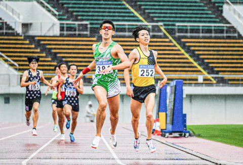 伊丹店スタッフの戸澤さんが関西実業団陸上競技大会で優勝しました!