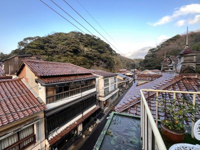 温泉津の町並みを屋上から堪能(ΦωΦ)