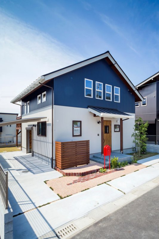 2トーンの"可愛いお家”『ALLen』