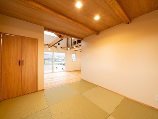 小上がり和室と便利収納