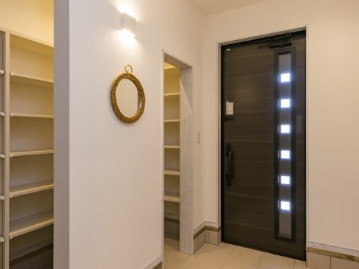 コンパクトでスマートな外観『VILLS』