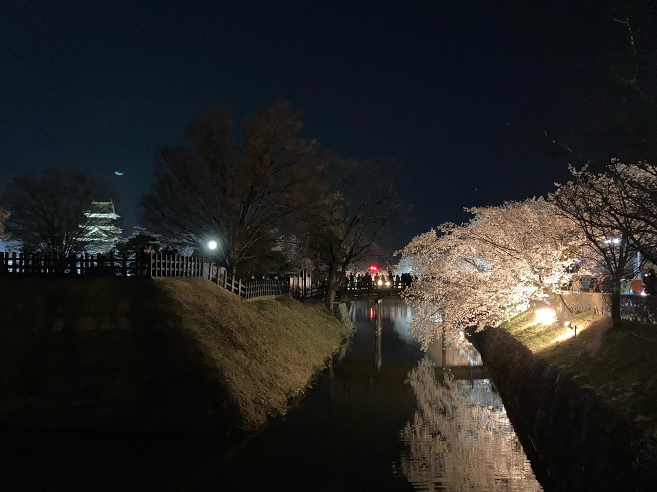 北お堀とお城
