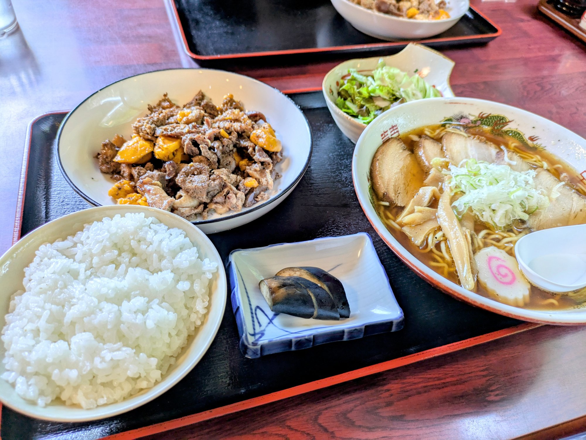 ラーメン・鳥もつセット