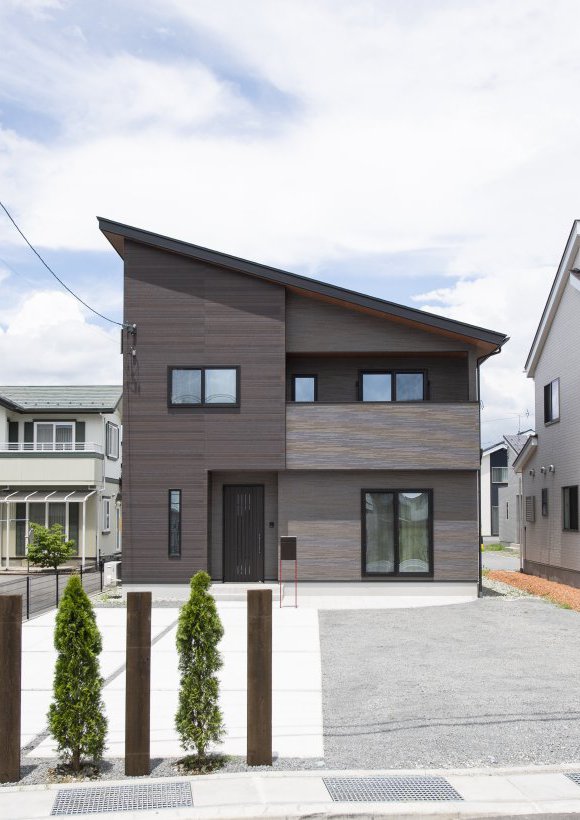 モダンでお洒落な雰囲気の家【茅野市】