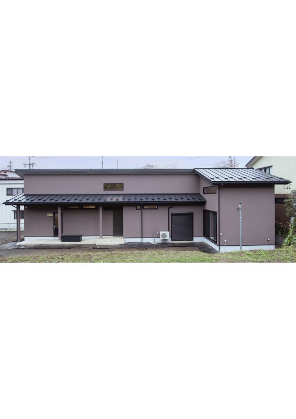 お洒落な事務所併設の快適な住空間【諏訪市】
