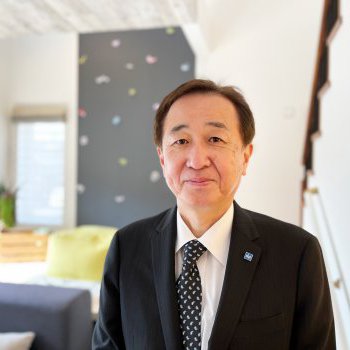 山内 俊博
