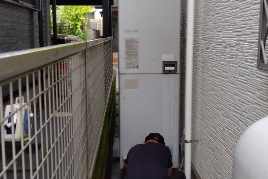 電気温水器からエコキュートへ交換！！