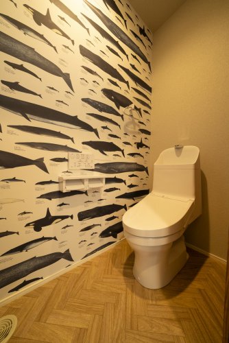 かわいいアクセントクロスのWC