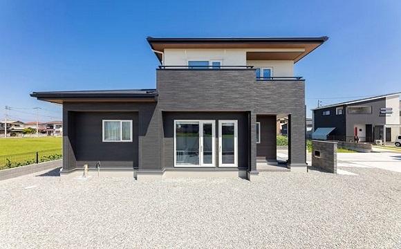 大人の感性を満たすアクセントが効いたオシャレ空間と省エネな住まい