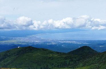 八甲田山大岳の標高が1m低くなりました。