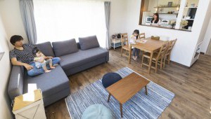 【青森こだわり新築住宅】カフェ風キッチンとビルトインガレージの新築住宅【青森のマイホーム施工事例】