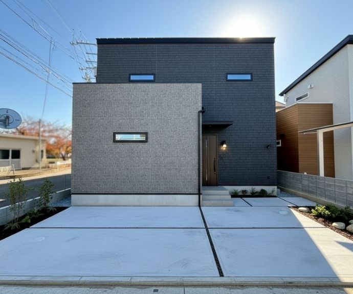 光と陰が描く、シンプルモダンな住まい