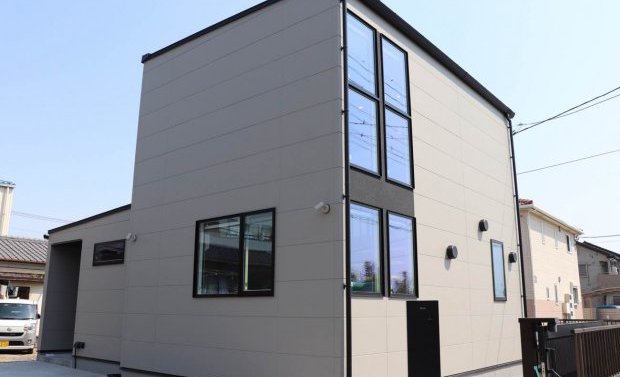 心地よさが広がる吹抜けの家