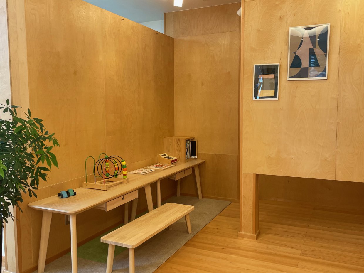 お子様連れでも安心なキッズスペース完備
ご予約の際にお子様と来場の旨お伝えいただけますとキッズサポーターのいる時間帯をご案内させていただきます。
