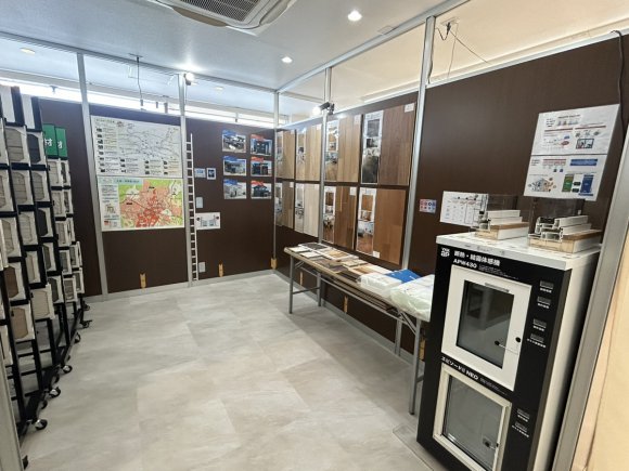 体験コーナーで実際に目で見て触って体験