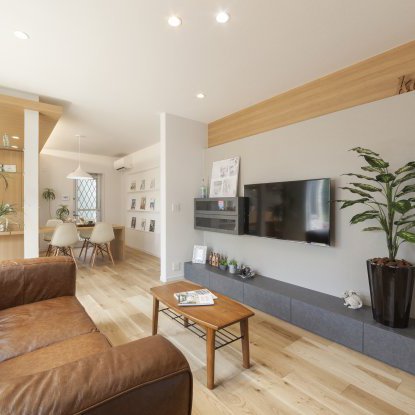 ナチュラルカフェスタイルの家（江南展示場）