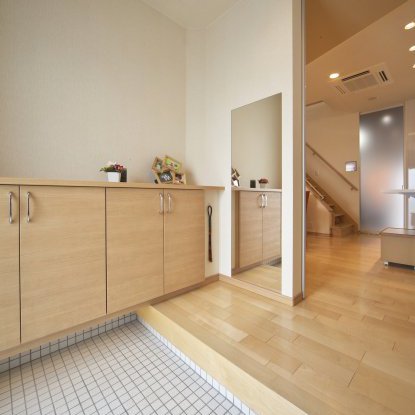 OSスクエア・ハウス