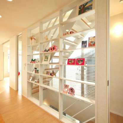 魅せるウォールシェルフ