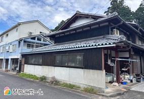 滋賀県東近江市八日市緑町