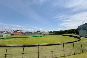 茅ヶ崎公園（野球場）