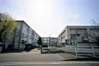 茅ヶ崎市立柳島小学校