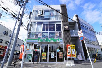 ファミリーマート辻堂駅西口店
