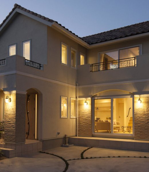 暖かい灯りが燈る子育て家族のお家