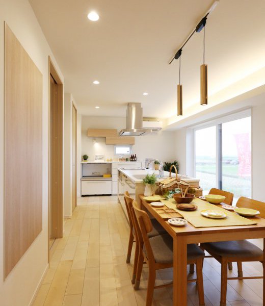 大きな土地を活かした高級感のある和モダンのお家