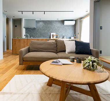 格子が映えるジャパンディハウス