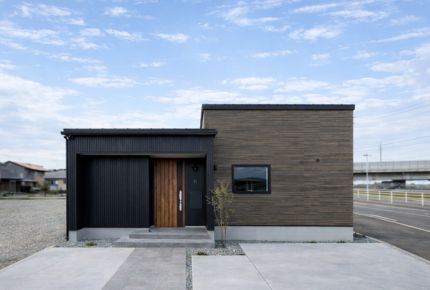 開放感抜群なリビングが魅力の平屋